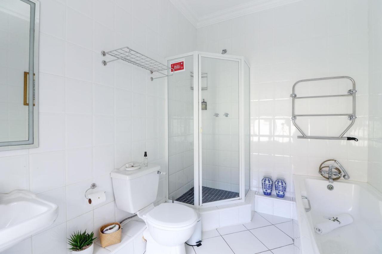 A Tuscan Villa Guest House 피시후크 객실 사진